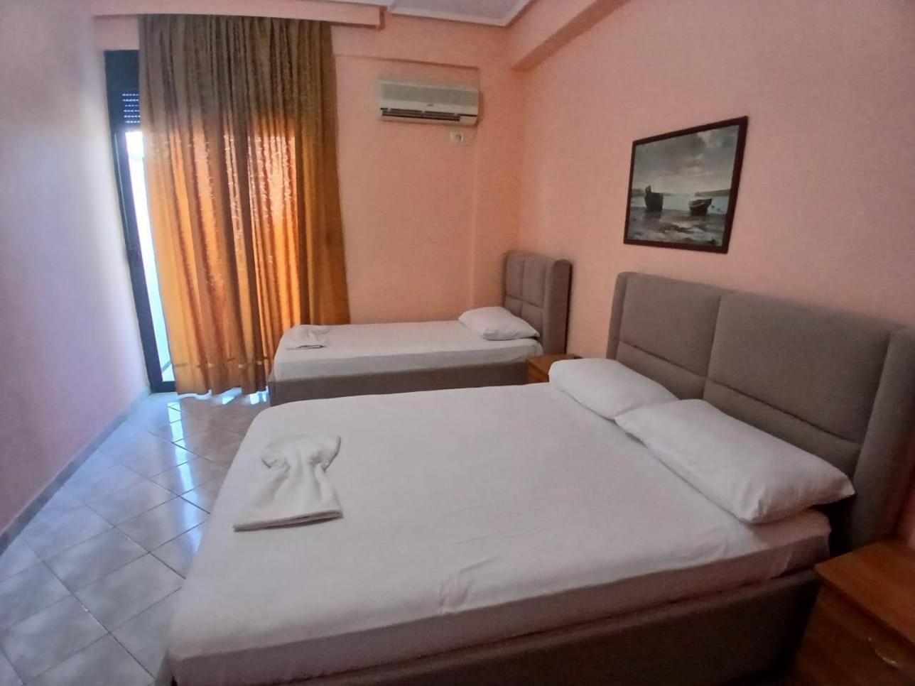 Hotel Rossi Vlore Exterior photo